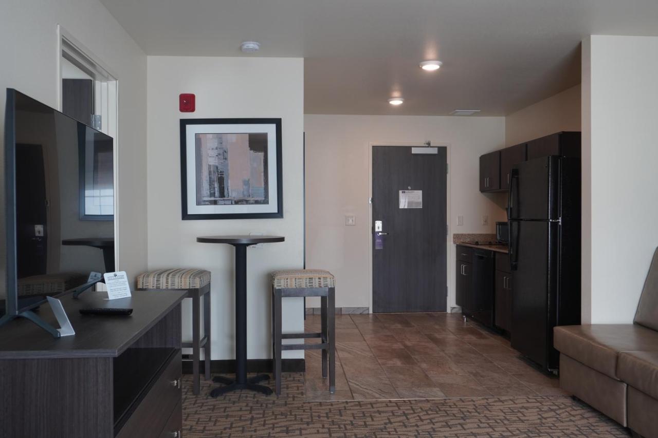 Comfort Inn & Suites Medina Bagian luar foto