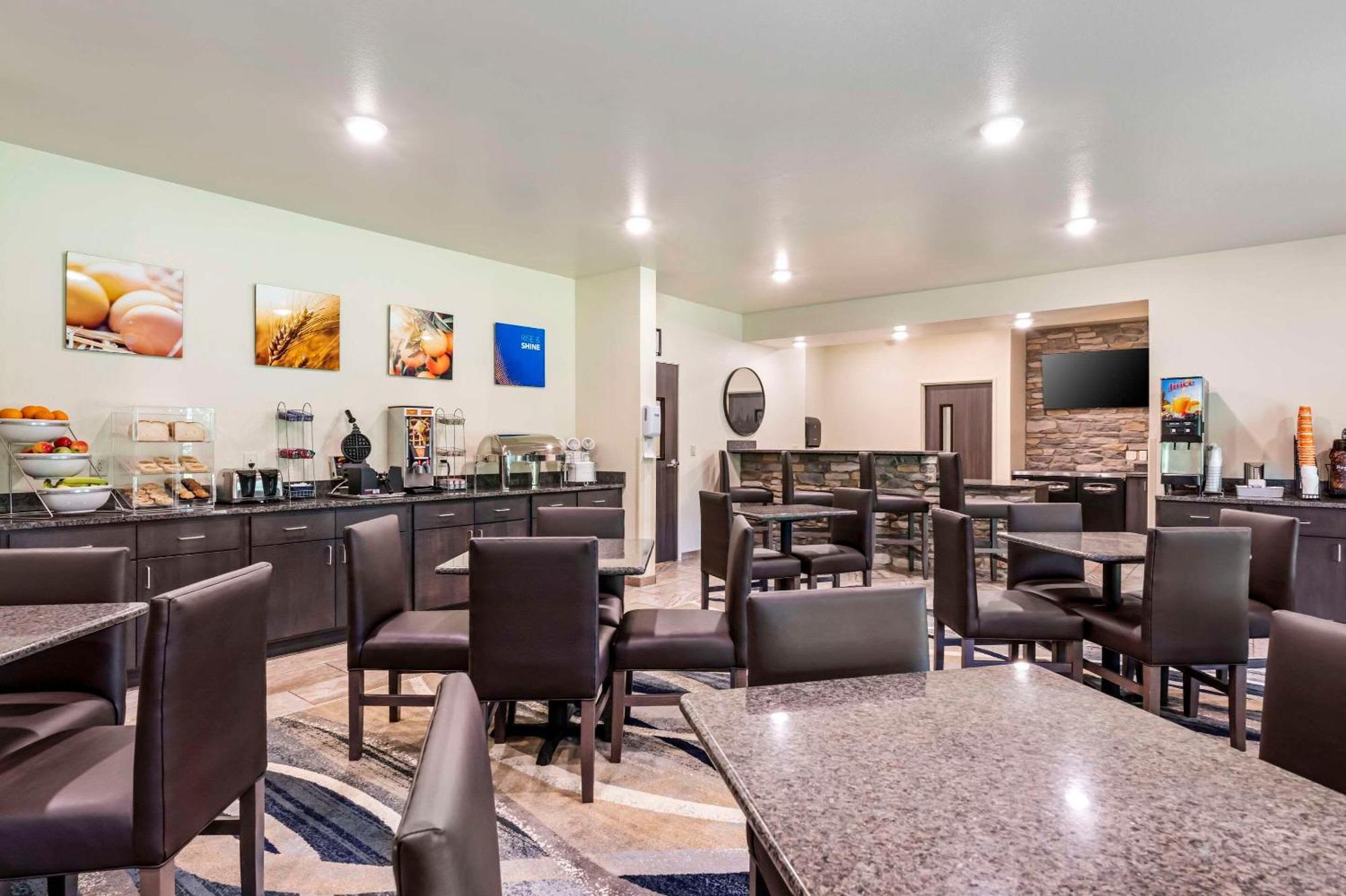 Comfort Inn & Suites Medina Bagian luar foto