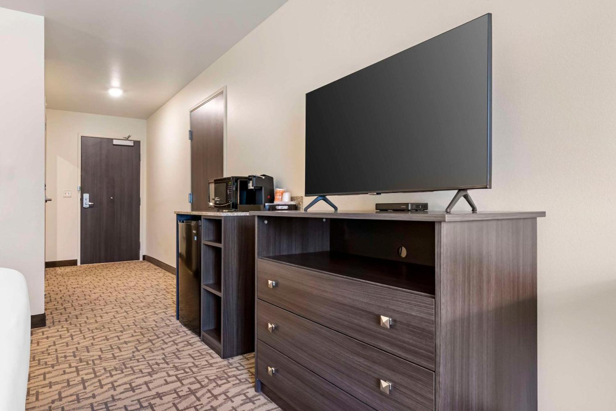 Comfort Inn & Suites Medina Bagian luar foto