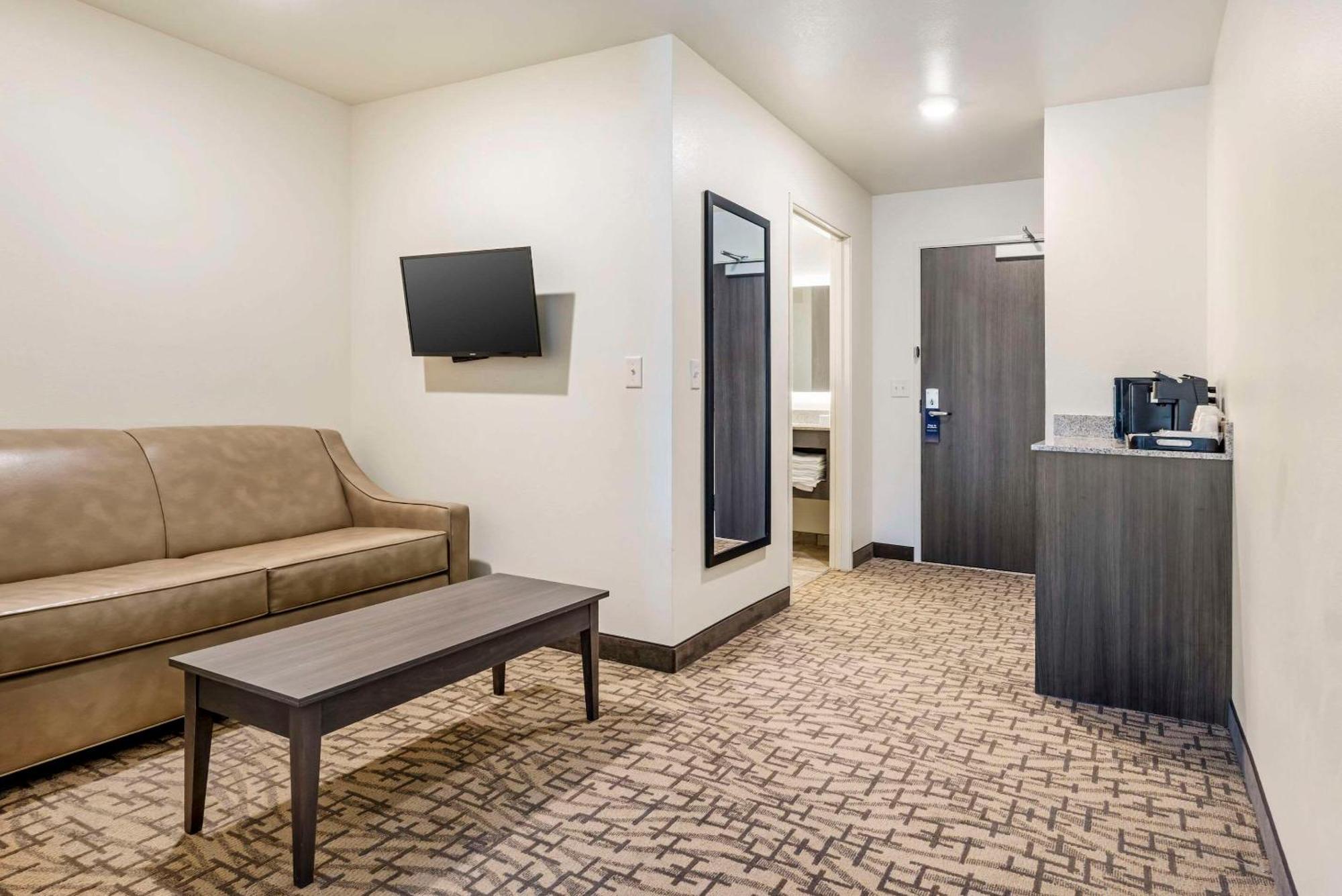 Comfort Inn & Suites Medina Bagian luar foto